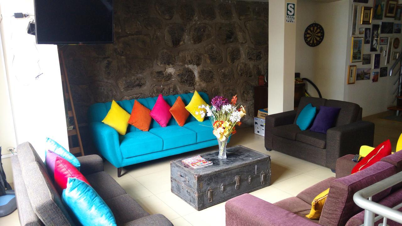 Hostal Mica Абанкай Экстерьер фото